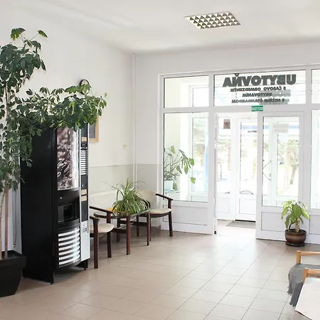 游人旅馆 旅馆 *