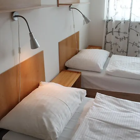 Turist Hostel *